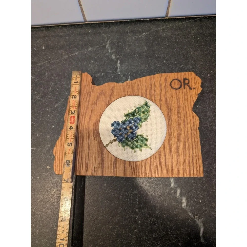 Vintage Oregon OR State Wooden Wall Art Cross Stitch Flower Decor‎ Wine Grapes